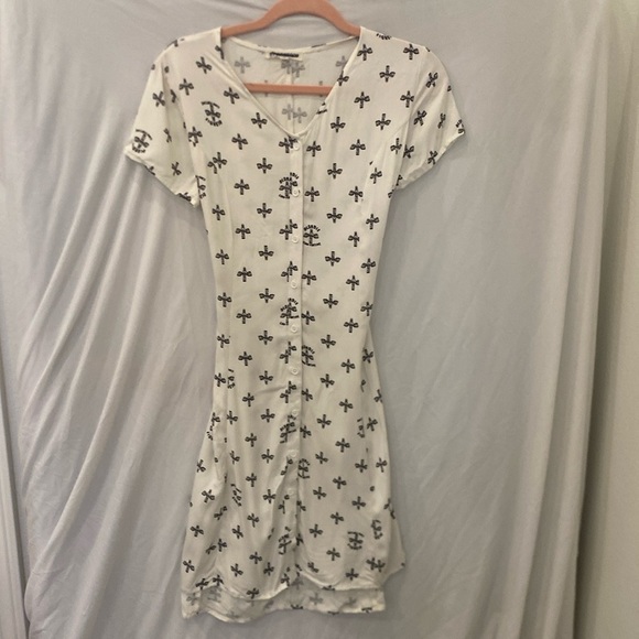 Camp Funtime white and black dress size small - Picture 1 of 6